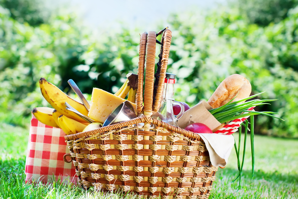 Tips for Eating Healthy All Summer Long